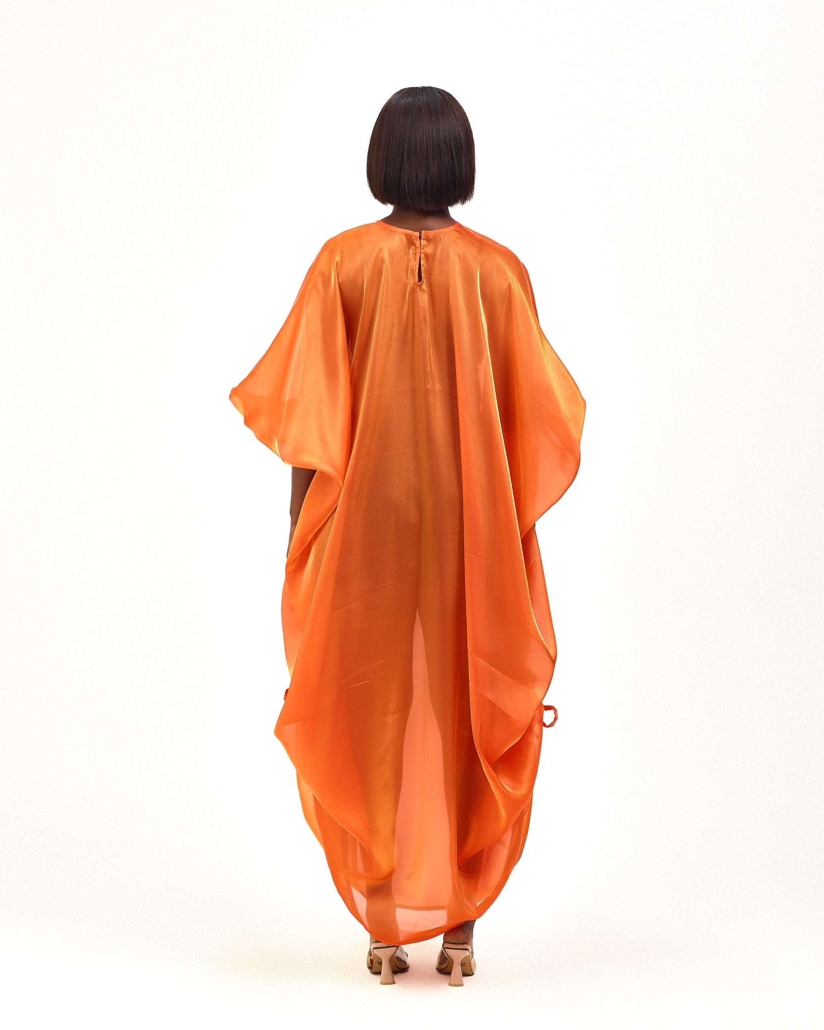 Diva Boubou in orange